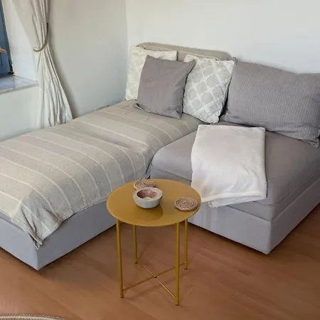 Yachthafen Lounge شقة *