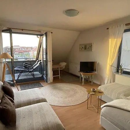 Yachthafen Lounge Waren (Müritz)